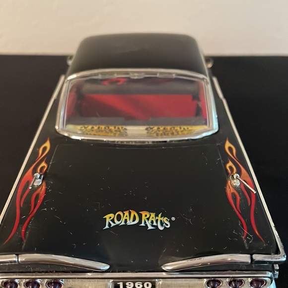 Jada Toys Road Rats ‘60 Chevy Impala Metal Die Cast, 1:24 - Picture 6 of 11